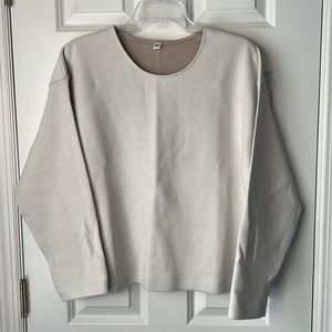 Uniqlo women’s top in off-white, size L